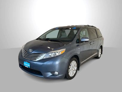 Used 2017 Toyota Sienna Limited Premium