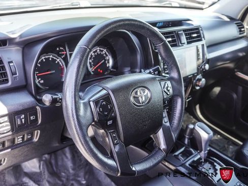 Used 2023 Toyota 4Runner TRD Off-Road Premium w/ Moonroof Package AWD/4WD image 21