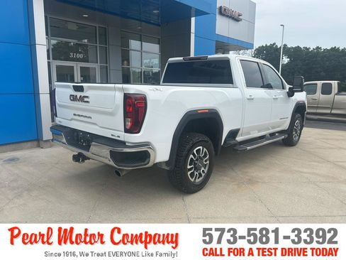 Certified 2022 GMC Sierra 2500 SLE w/ SLE Value Package; AWD/4WD image 4