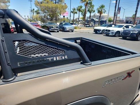 Used 2023 Nissan Frontier Pro-X w/ Pro-X Premium Package RWD image 9