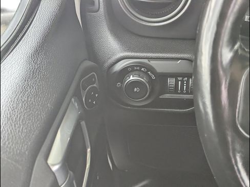 Used 2021 Jeep Wrangler Unlimited Sport AWD/4WD image 29