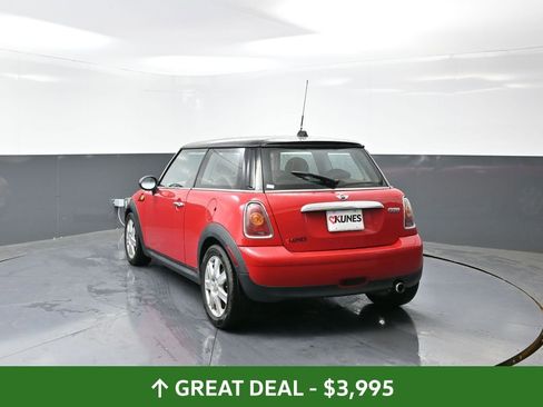 Used 2010 MINI Cooper Hardtop image 10