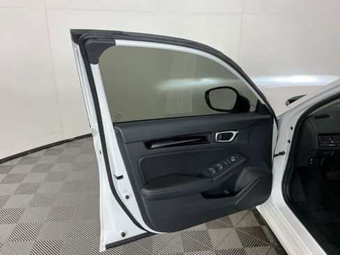 Used 2023 Honda Civic EX-L image 12