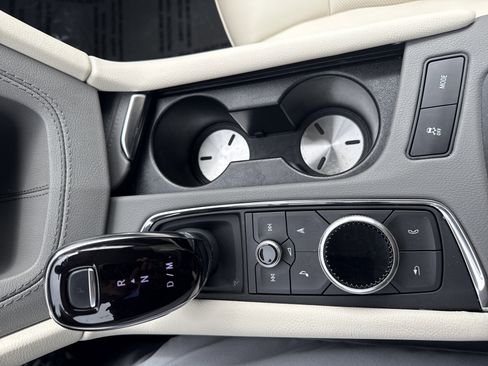 Certified 2024 Cadillac XT6 Premium Luxury w/ LPO, Floor Liner Package image 14