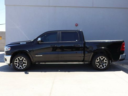 Used 2025 RAM 1500 Laramie AWD/4WD image 2