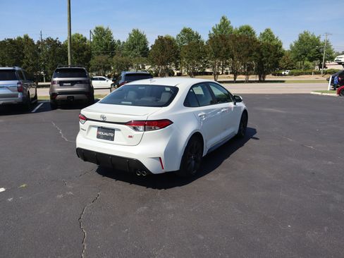 Used 2024 Toyota Corolla SE FWD image 10