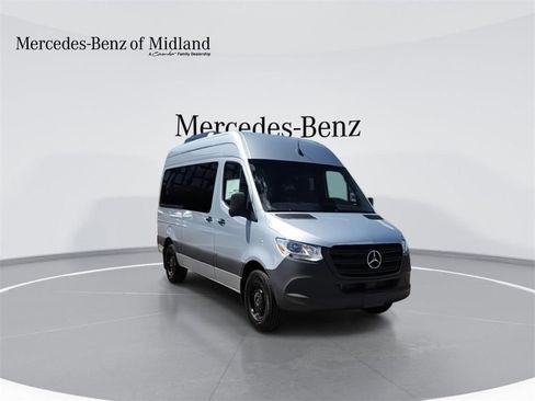 New 2025 Mercedes-Benz Sprinter 2500 image 9