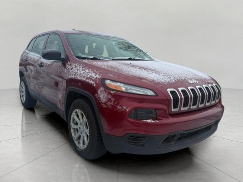 Used 2015 Jeep Cherokee Sport image 1