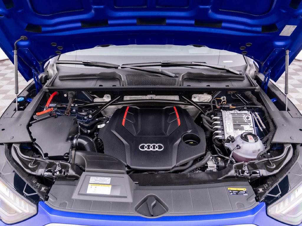 Used 2024 Audi SQ5 Prestige w/ Prestige Package AWD/4WD image 37