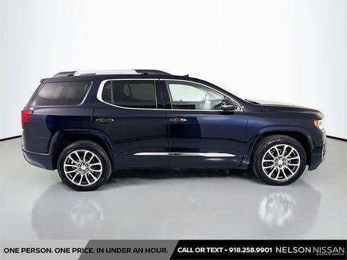 Used 2021 GMC Acadia Denali w/ Denali Ultimate Package AWD/4WD image 4