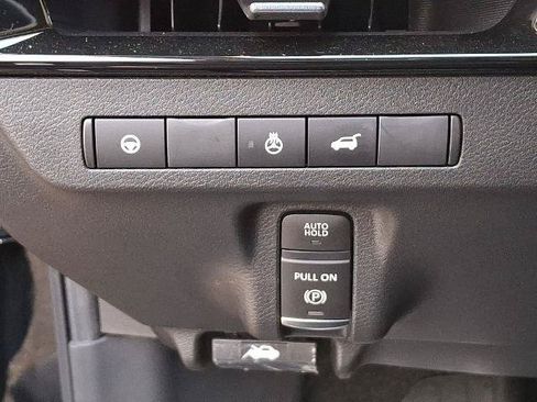 Certified 2025 Nissan Murano SL AWD/4WD image 25
