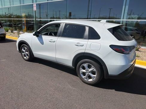 Used 2024 Honda HR-V LX image 19