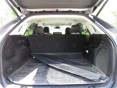 Used 2023 Ford Edge Titanium w/ Cargo Accessory Package AWD/4WD image 17