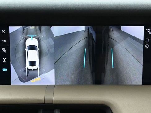 Used 2022 Porsche Taycan 4S image 36