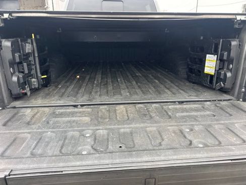 Used 2019 Ford F250 Lariat w/ Lariat Ultimate Package AWD/4WD image 9