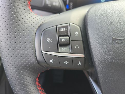 Used 2024 Ford Escape ST-Line w/ Tech Pack #1 AWD/4WD image 14