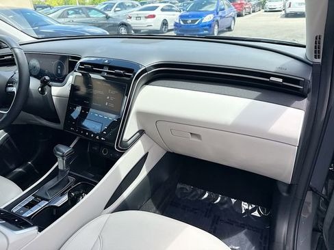 Certified 2024 Hyundai Tucson SEL w/ Convenience Package image 28