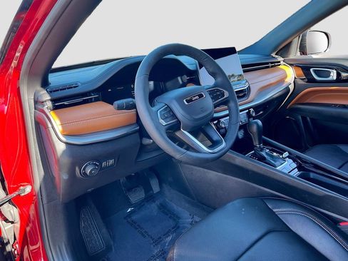 Certified 2025 Jeep Compass Limited w/ Elite Group image 9