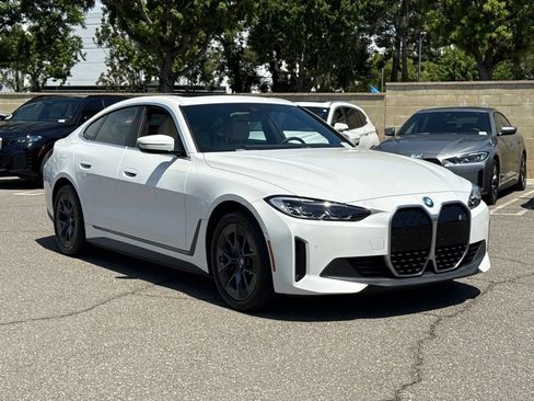 Used 2023 BMW i4 eDrive40 w/ Premium Package RWD image 6