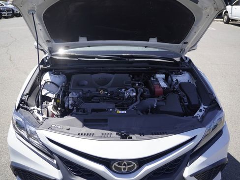 Used 2024 Toyota Camry SE FWD image 6