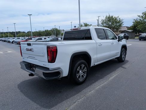 Used 2025 GMC Sierra 1500 SLT AWD/4WD image 3
