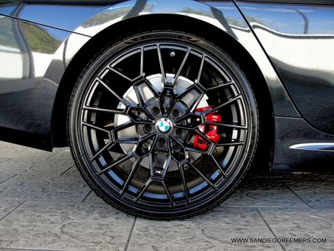 Used 2023 BMW 330i Sedan w/ M Sport Package RWD image 15