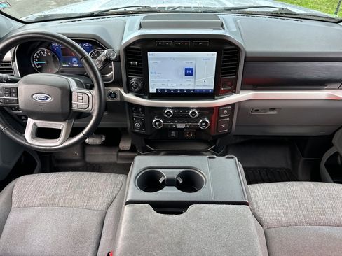 Used 2021 Ford F150 XLT w/ Equipment Group 302A High image 12