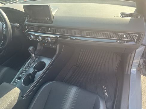 Used 2024 Honda Civic Sport image 40