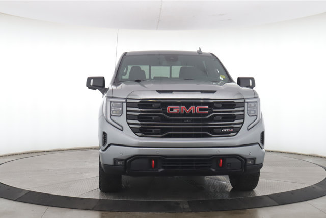 Used 2023 GMC Sierra 1500 AT4 w/ AT4 Premium Package AWD/4WD image 12