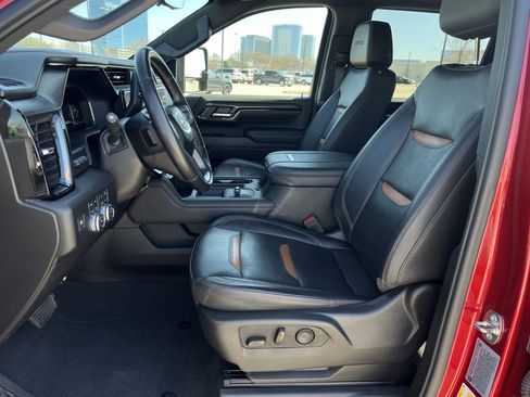 Used 2024 GMC Sierra 2500 AT4 w/ AT4 Premium Plus Package image 31