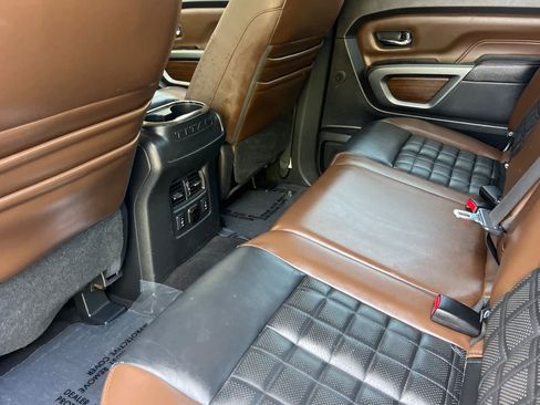 Used 2016 Nissan Titan Platinum Reserve AWD/4WD image 4