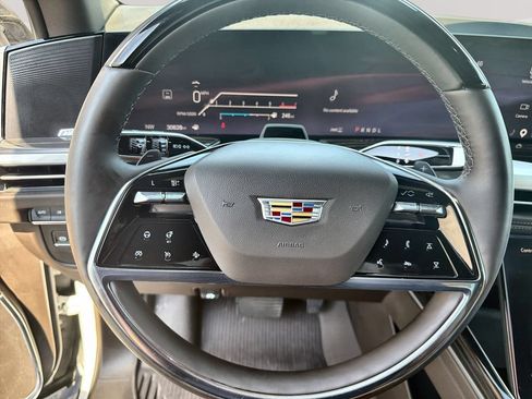 Used 2025 Cadillac Escalade Premium Luxury w/ Touring Package AWD/4WD image 11