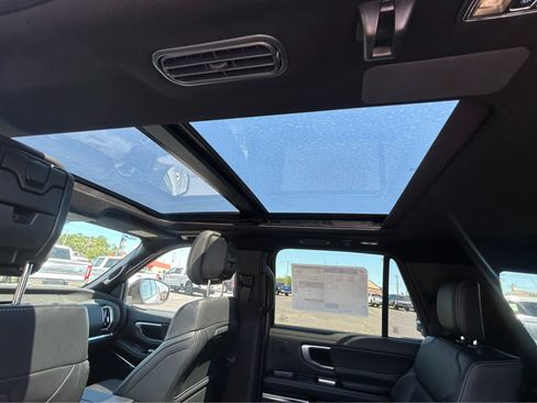 New 2027 Ford Expedition Platinum AWD/4WD image 15