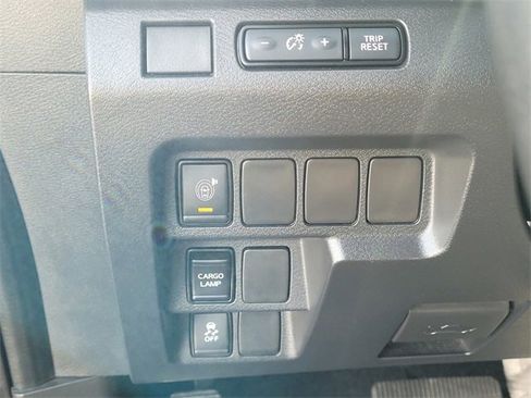 Used 2023 Nissan Frontier SV w/ Technology Package image 22