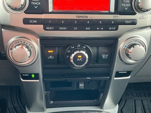 Used 2011 Toyota 4Runner SR5 w/ Premium Pkg w/Leather RWD image 21