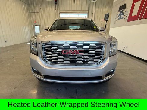 Used 2020 GMC Yukon XL Denali RWD image 16