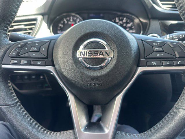 Used 2019 Nissan Rogue SV FWD image 12