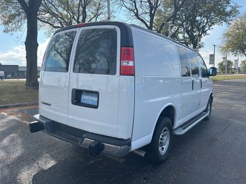 Used 2023 Chevrolet Express 2500 w/ Driver Convenience Package image 4