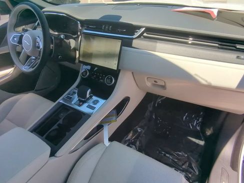 New 2025 Jaguar F-PACE R-Dynamic S AWD/4WD image 6