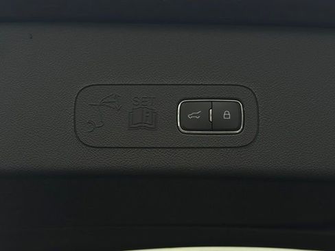 New 2026 Lincoln Aviator AWD image 11