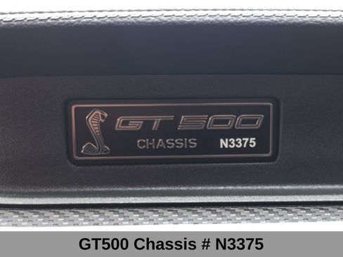 Used 2022 Ford Mustang Shelby GT500 w/ Carbon Fiber Track Pack RWD image 8
