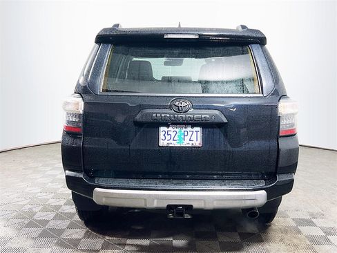 Certified 2024 Toyota 4Runner TRD Off-Road Premium image 7