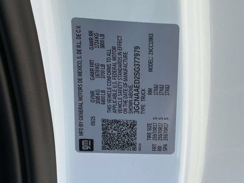 Used 2025 Chevrolet Silverado 1500 W/T RWD image 31
