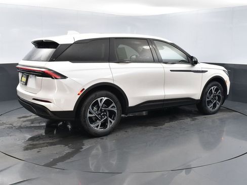 New 2026 Lincoln Nautilus Premier w/ Equipment Group 102A image 4