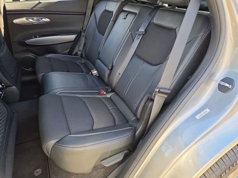 Used 2023 Genesis GV70 2.5T w/ Sport Prestige Package image 20