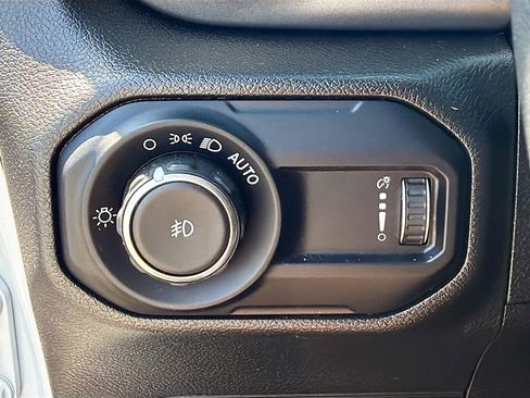 Used 2023 Jeep Wrangler Unlimited Sport AWD/4WD image 30
