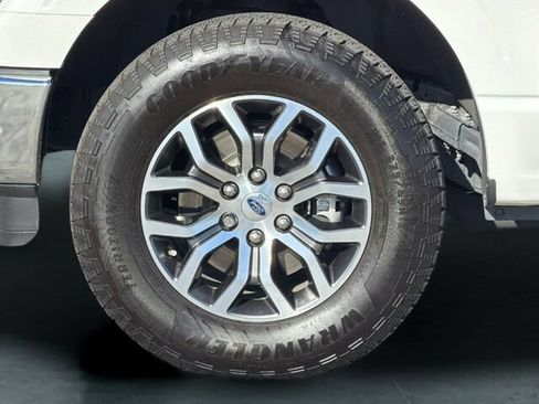 Used 2022 Ford F150 Lariat w/ Equipment Group 501A Mid AWD/4WD image 33