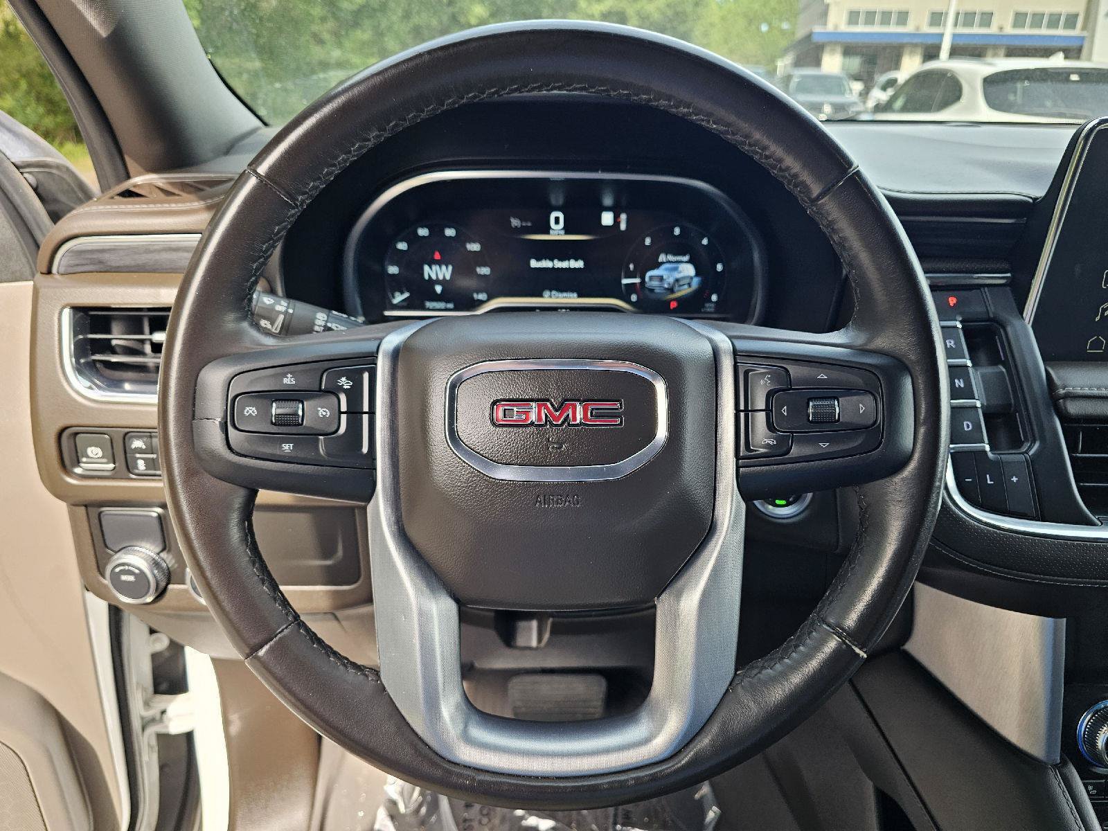 Used 2023 GMC Yukon SLT RWD image 20