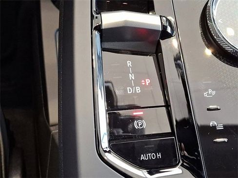 Certified 2025 BMW iX xDrive50 w/ Premium Package image 11