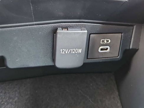 Used 2023 Toyota Corolla Cross AWD Hybrid w/ Convenience Package image 31